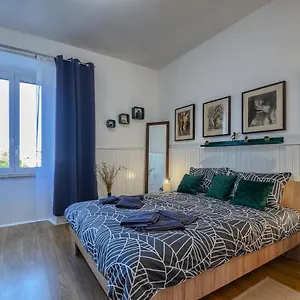Apartman Todor, Pula
